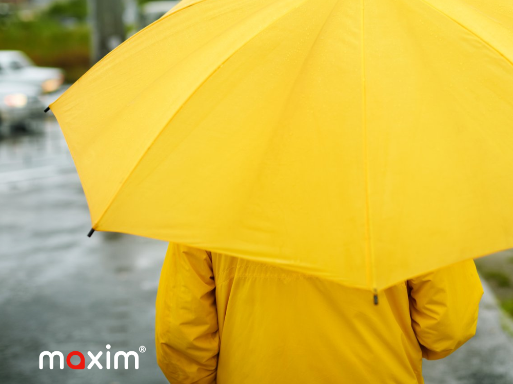 Memasuki Musim Hujan, Riset Maxim Ungkap Barang-Barang Yang Sering Digunakan Pengguna Saat Perjalanan