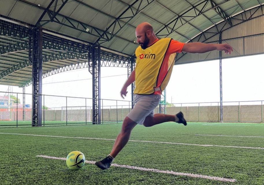 Maxim organiza campeonatos de futebol entre motoristas em três cidades brasileiras