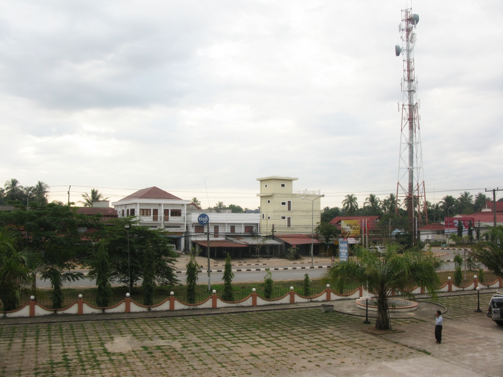 ປາກຊັນ: ສູ່ທີທີ່ງຽບສະຫງົບໃນລາວ