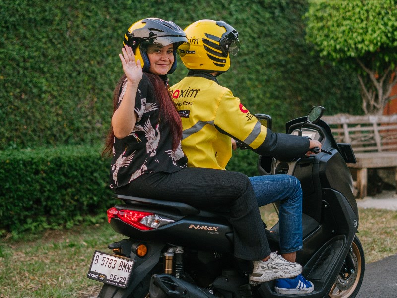 Cara Menaikkan Rating di Taksi Online