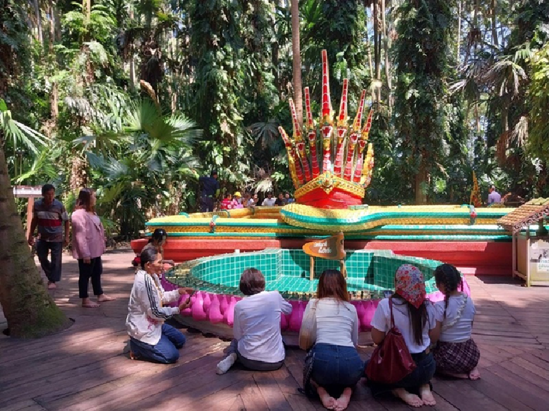 พาทัวร์พิกัดวัดดัง เอาใจสายบุญ พร้อมพิพิธภัณฑ์ประวัติศาสตร์น่าเที่ยวในอุดรธานี