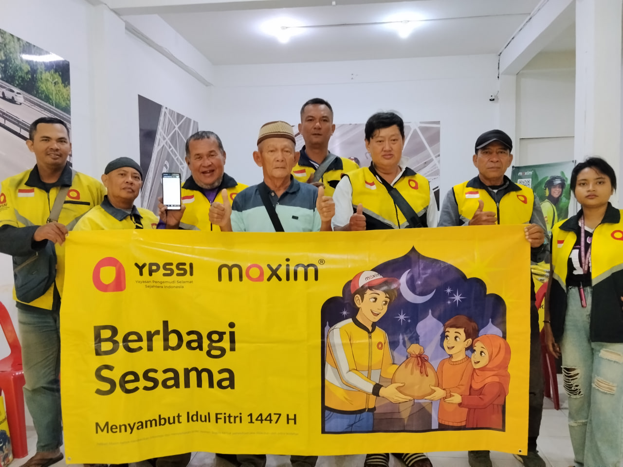 Ramadan Jadi Momentum Berbagi, Maxim Salurkan Sembako dan BHR di Kepulauan Riau