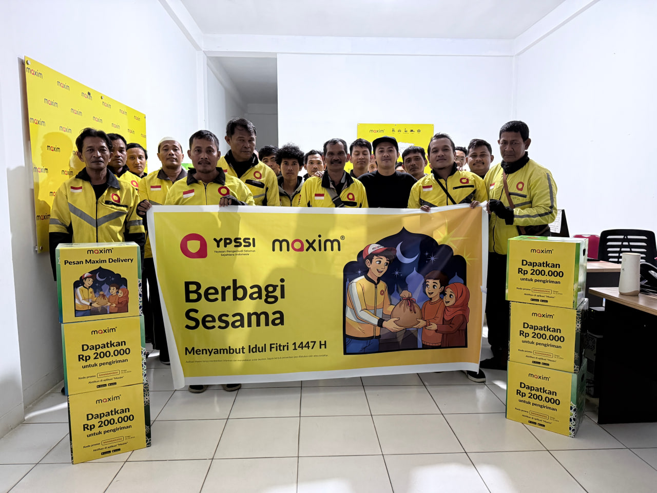 ​Maxim Hadirkan Program Berbagi Ramadan dan Penyaluran BHR untuk Mitra Pengemudi di Sulawesi Tenggara