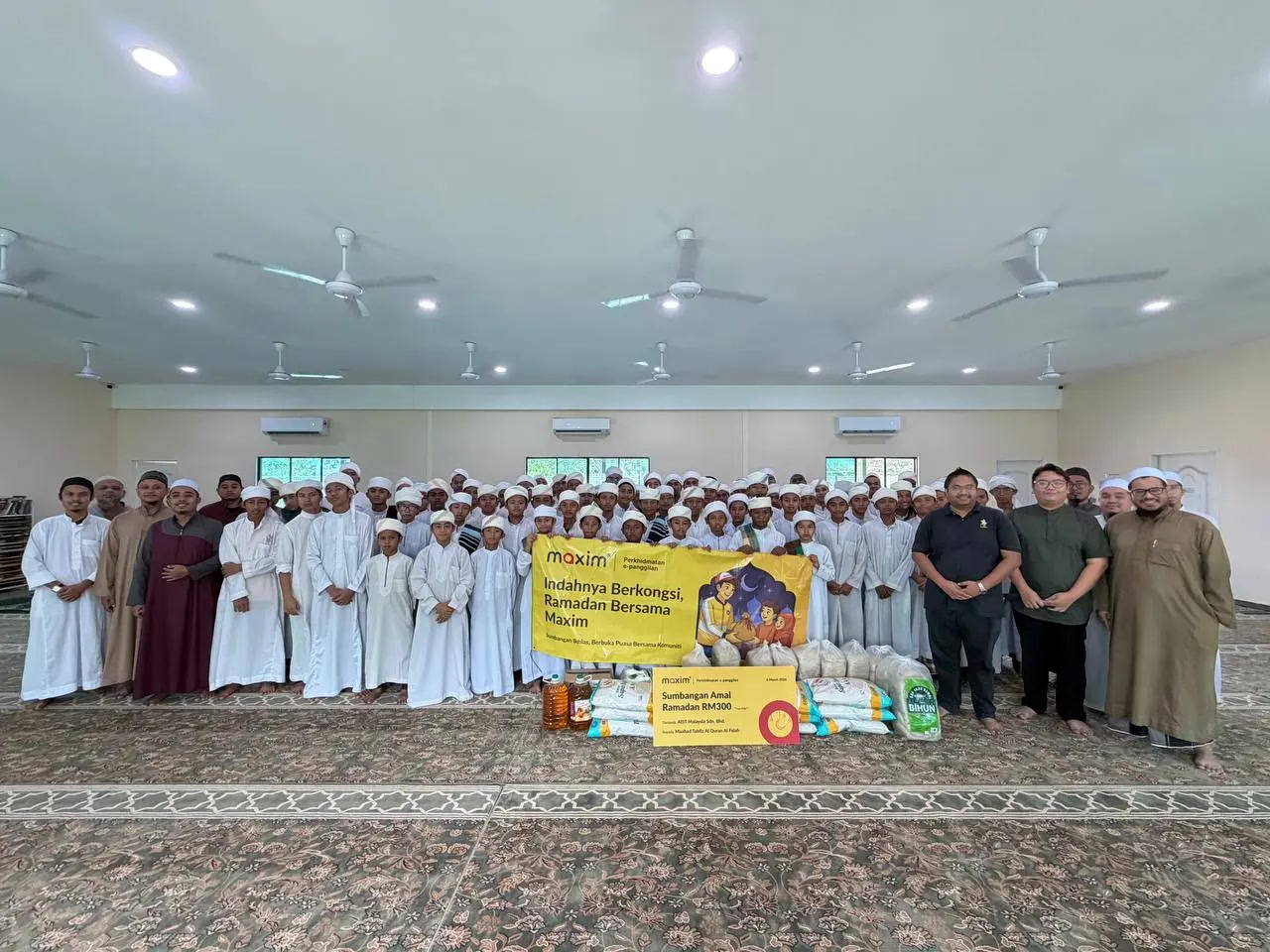 Maxim E-Hailing Malaysia Menyalurkan Sumbangan kepada 230 Pelajar di Maahad Tahfiz  Al Quran Al Falah Seremban