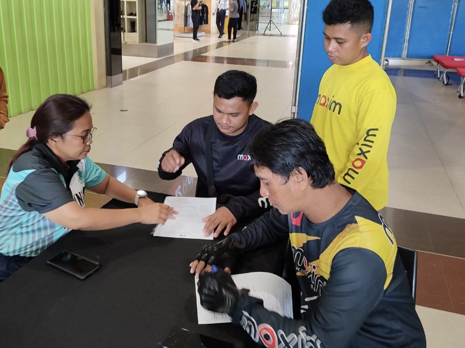Maxim Holds Multi-City Blood Donation Drives Across the Philippines