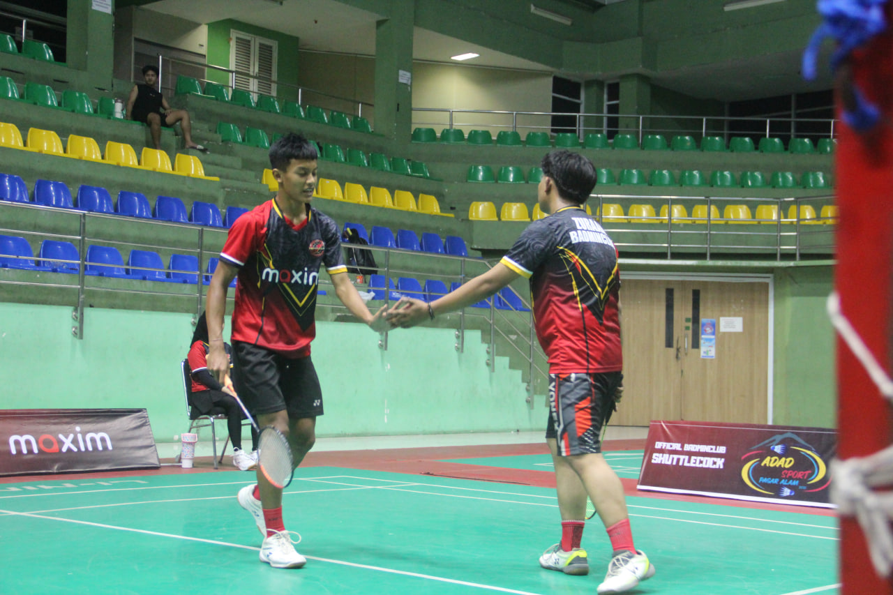 ​Maxim dan Badminclub Bandung Dorong Semangat Olahraga Lewat Turnamen Badminton