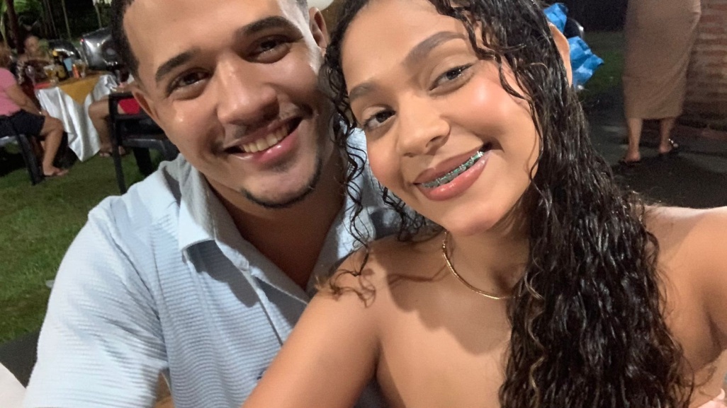 Corrida que virou destino: ex-motorista da Maxim conheceu esposa durante viagens e hoje espera o primeiro filho